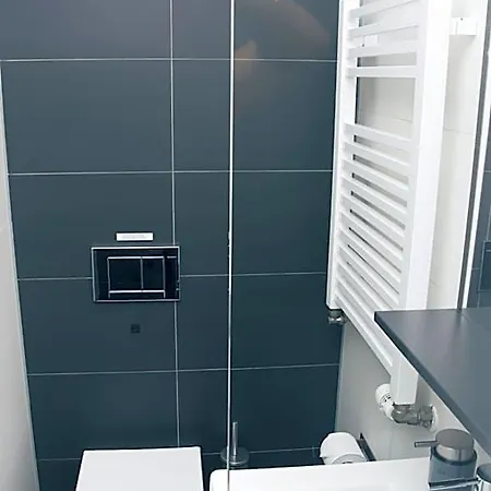 Canal House Gæstehus 3*