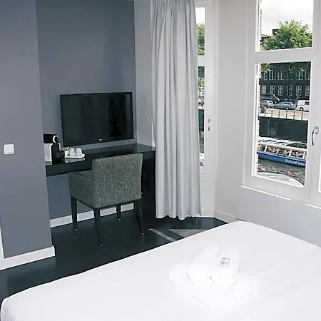Canal House Gæstehus 3*