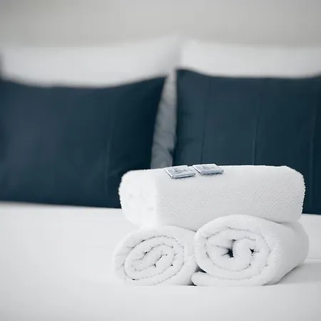 Oda ve Kahvaltı Canal House 2*