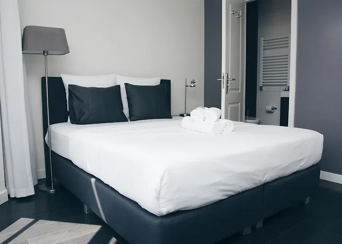 Konukevi Canal House Amsterdam