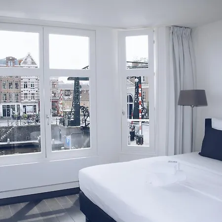 Bed & Breakfast Canal House